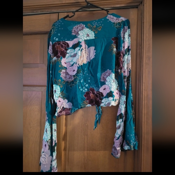 *sold*5/15$ Rue21 crop top size XL - Picture 3 of 4